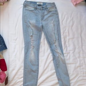 Pacsun light wash ripped jeans! (super stretch)